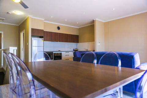 Marina Hotel - Accommodation Bookings 33