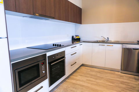 Marina Hotel - Accommodation Bookings 32