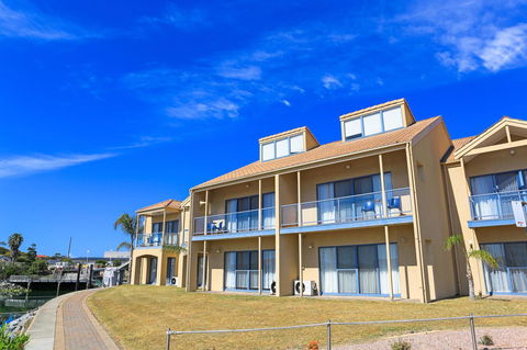 Marina Hotel - Accommodation Bookings 28