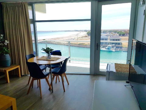 Ocean View Luxury Apartment & Suite - Accommodation Bookings 5