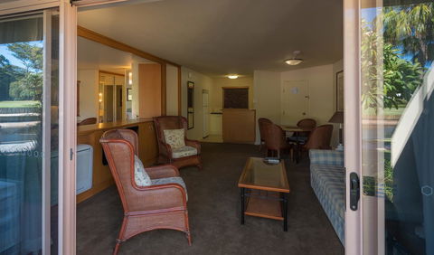 Pacific Bay Resort - Accommodation Bookings 33