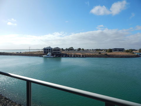 Wallaroo Marina Executive Apartments - Accommodation Bookings 18