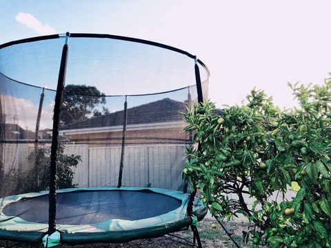 Beautiful Garden House - Accommodation Bookings 23