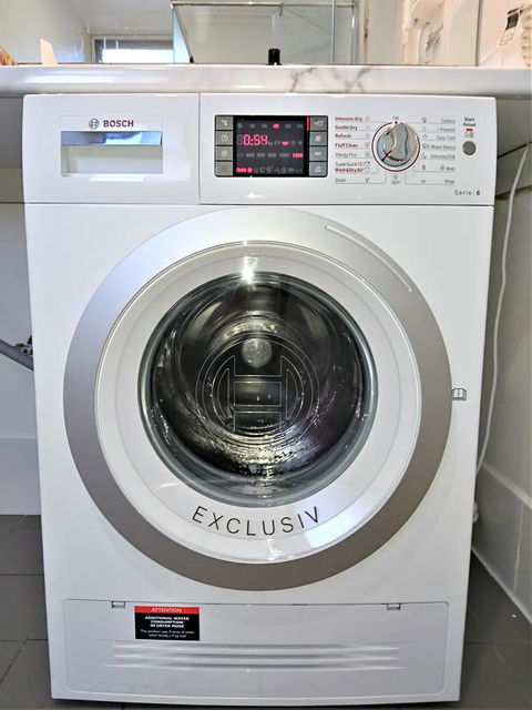 Hi 5 Glenelg Studio Apartment - Accommodation Bookings 10