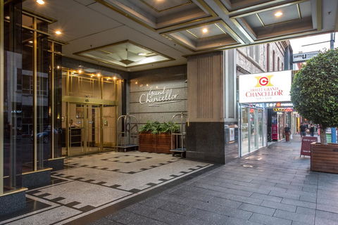 Hotel Grand Chancellor Adelaide - Accommodation Bookings 0