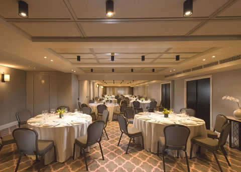 Mayfair Hotel - Accommodation Bookings 19
