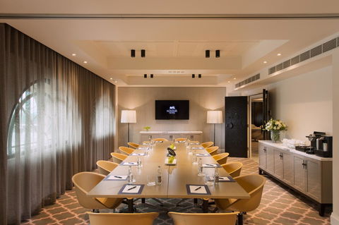 Mayfair Hotel - Accommodation Bookings 18