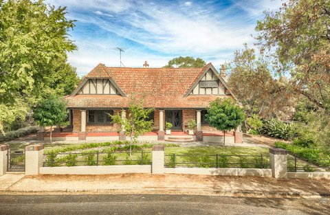 The Tudor House - Accommodation Bookings 0