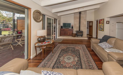 The Tudor House - Accommodation Bookings 6