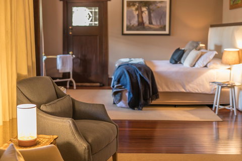 The Tudor House - Accommodation Bookings 1