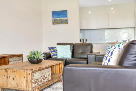 Eastern Breeze - Accommodation Bookings 28