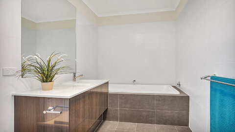 Eastern Breeze - Accommodation Bookings 18