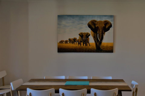 Eastern Breeze - Accommodation Bookings 2