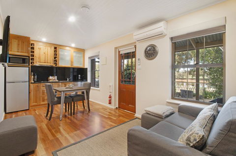 Stonewell Cottages And Vineyards - Accommodation Bookings 26