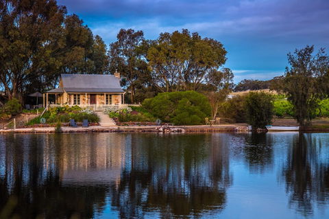 Stonewell Cottages And Vineyards - Accommodation Bookings 0