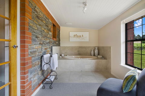 Stonewell Cottages And Vineyards - Accommodation Bookings 14