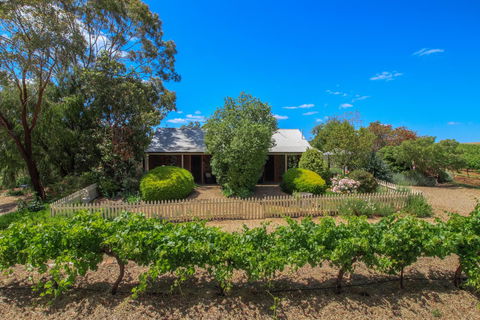 Stonewell Cottages And Vineyards - Accommodation Bookings 15