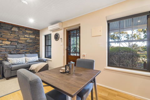 Stonewell Cottages And Vineyards - Accommodation Bookings 34