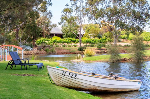 Stonewell Cottages And Vineyards - Accommodation Bookings 10
