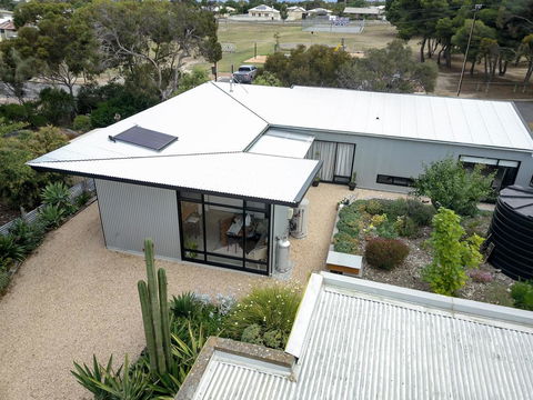 Sinclair Eco House - Accommodation Bookings 6