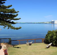 Bay 10 - Suites and Apartments