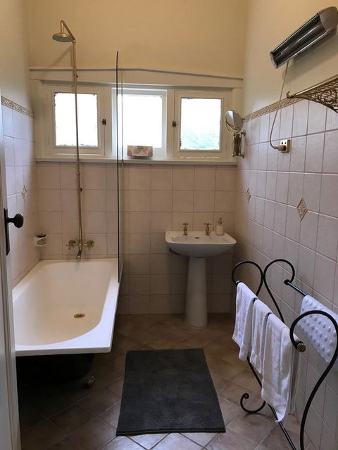 Ambrosia Holiday Home - Accommodation Bookings 10