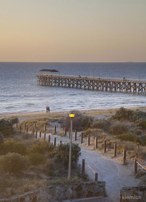 The Beach House @ Grange - Accommodation Bookings 1
