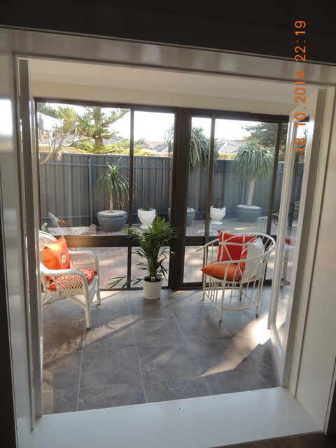 Glenelg - Marina Retreat - Accommodation Bookings 25