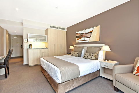 Glenelg Beach Studio - Accommodation Bookings 12