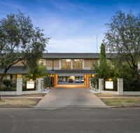 Garden City Motor Inn