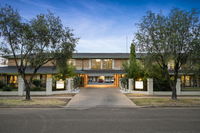 Book Wagga Wagga Accommodation Vacations Accommodation Bookings Accommodation Bookings