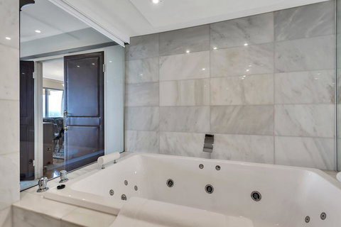 Stamford Plaza Adelaide - Accommodation Bookings 40