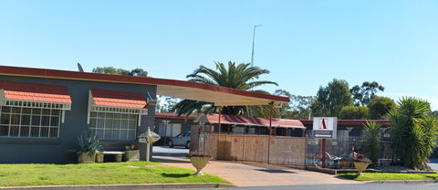 Ardeanal Motel - Accommodation Bookings 2
