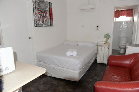 Ardeanal Motel - Accommodation Bookings 25
