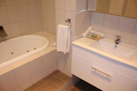 BIG4 Stuart Range Outback Resort - Accommodation Bookings 7