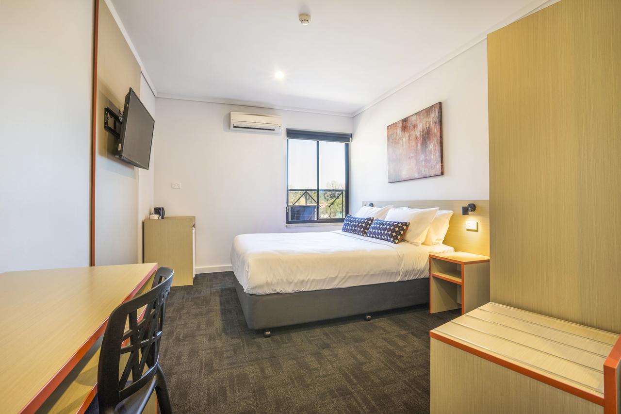 Elizabeth Grove SA Accommodation Bookings