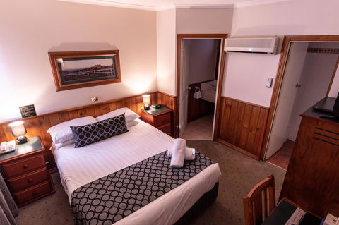 Astor Inn - Accommodation Bookings 8