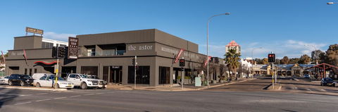 Astor Inn - Accommodation Bookings 18