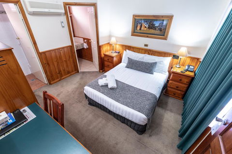 Astor Inn - Accommodation Bookings 2