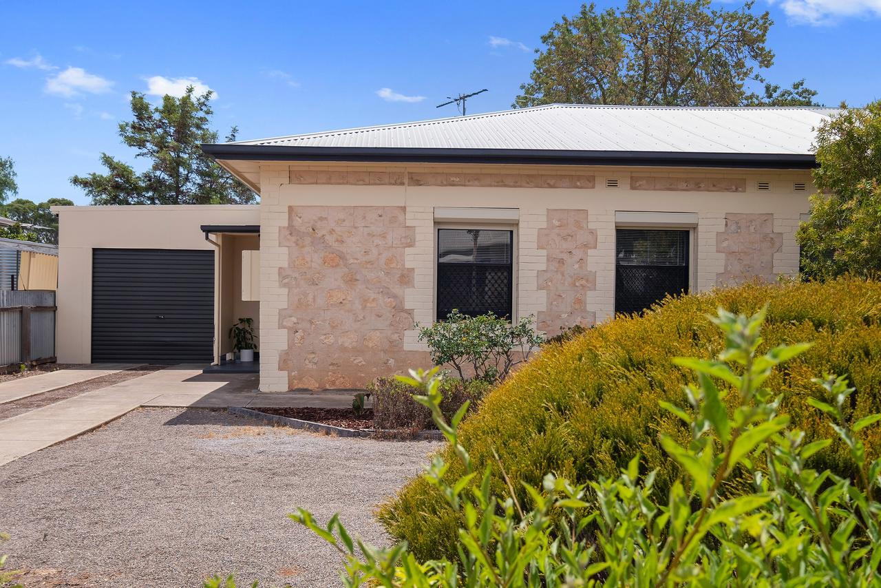  Accommodation Bookings