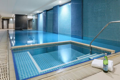 Oaks Glenelg Plaza Pier Suites - Accommodation Bookings 10