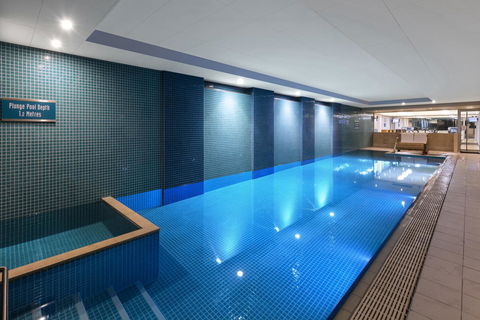 Oaks Glenelg Plaza Pier Suites - Accommodation Bookings 8