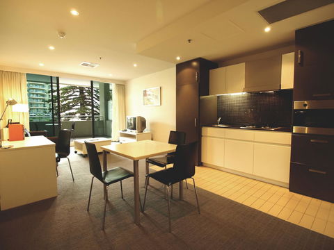 Oaks Glenelg Liberty Suites - Accommodation Bookings 27