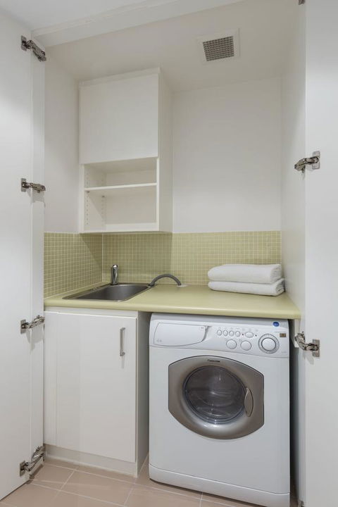 Oaks Glenelg Liberty Suites - Accommodation Bookings 29
