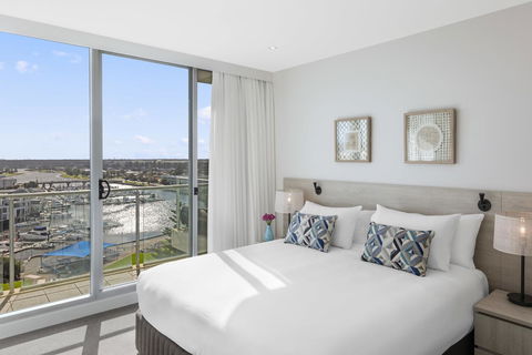 Oaks Glenelg Liberty Suites - Accommodation Bookings 34