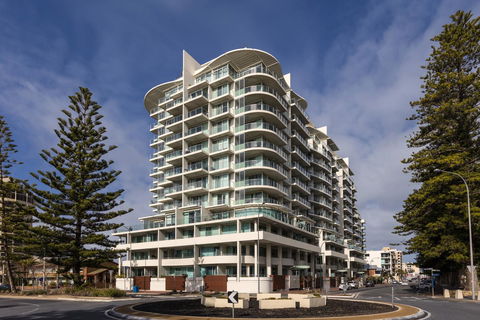 Oaks Glenelg Liberty Suites - Accommodation Bookings 0