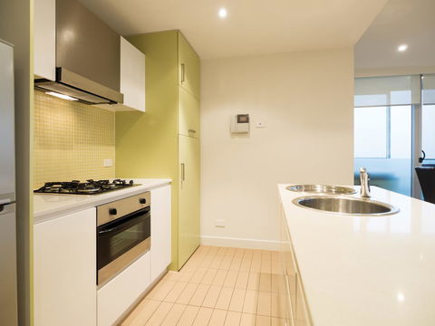 Oaks Glenelg Liberty Suites - Accommodation Bookings 19
