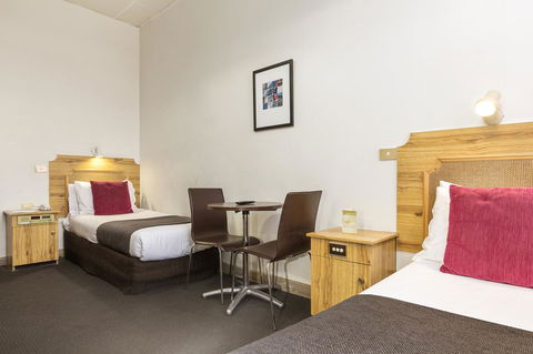 Adelaide Paringa - Accommodation Bookings 11