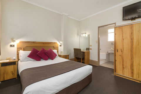 Adelaide Paringa - Accommodation Bookings 9