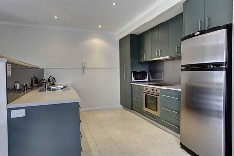 Tasman Beachside Apartment - Accommodation Bookings 3